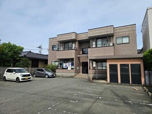 エスポワール明新外観写真