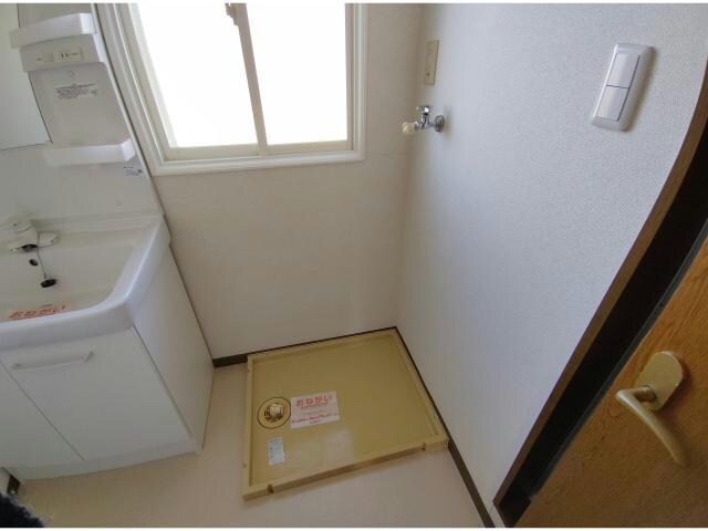 物件内観写真20　(洗濯機置き場)