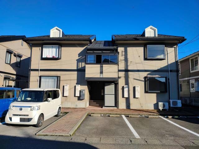 物件外観写真1　(A棟外観)