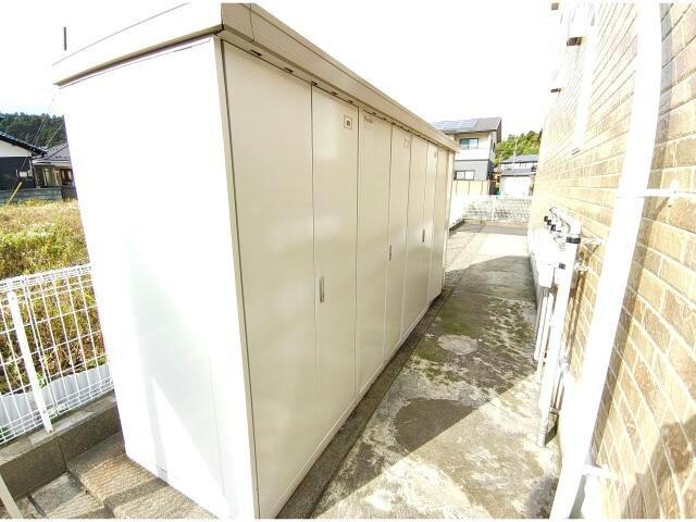 物件外観写真4　(物置)