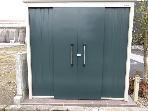 建物設備(敷地内ゴミ庫)