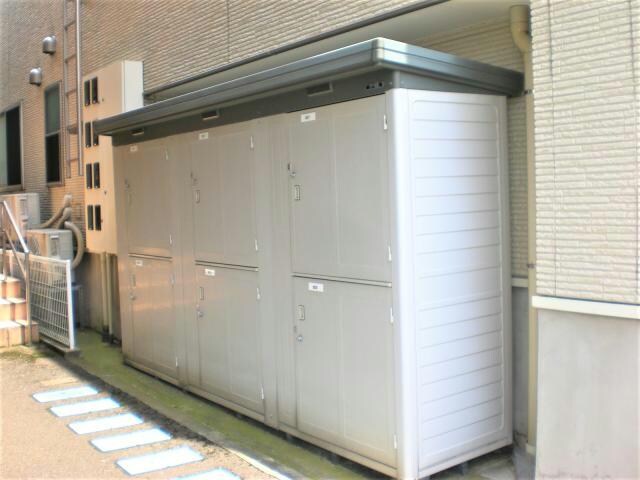 物件外観写真6　(外物置)