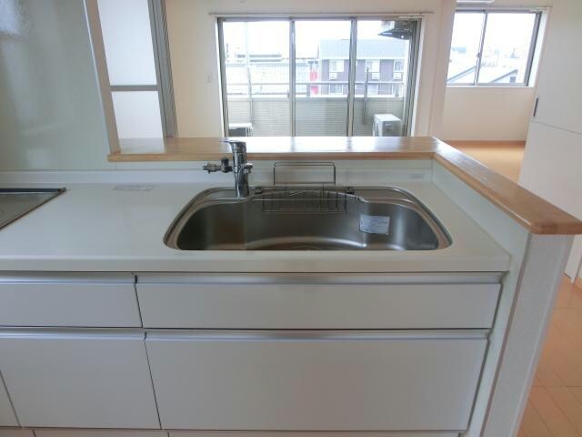 物件内観写真14　(カウンターキッチン)