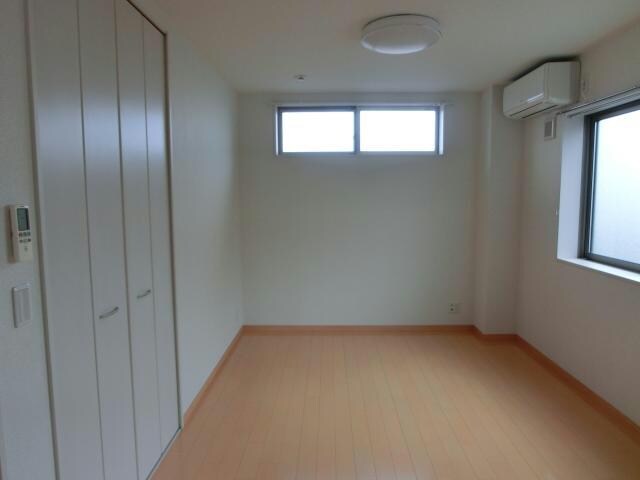 物件内観写真21　(洋室１)