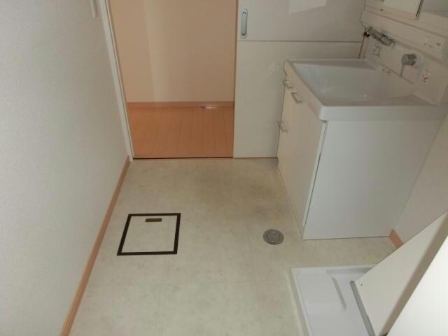 物件内観写真28　(洗面脱衣所)