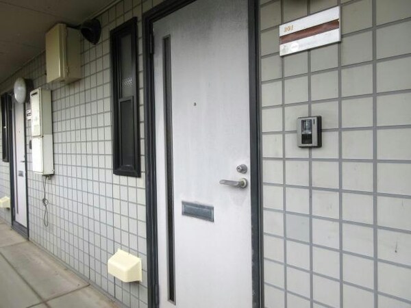 玄関回り(玄関)
