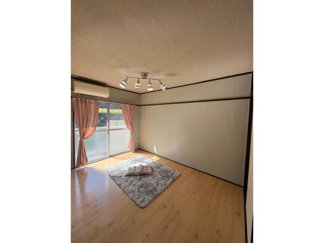 物件内観写真6　(エアコン１基付き)