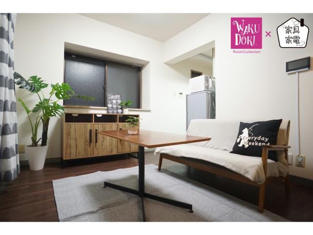 物件外観写真1　(301)