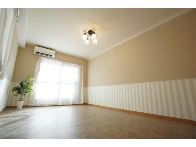 物件内観写真5　(エアコン付き)