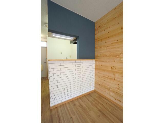 物件内観写真9　(お洒落な対面キッチン)