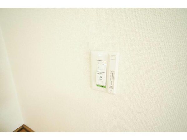 その他設備(コンセント内蔵タイプの個別Wi-fiルーター☆)