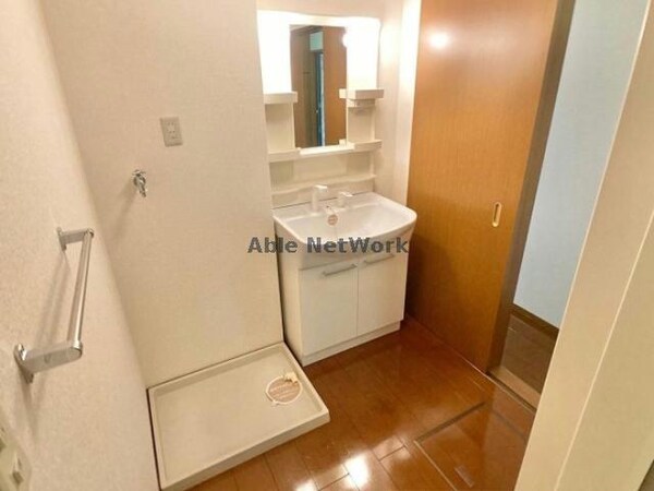 洗面所・脱衣所(他の部屋の写真です)