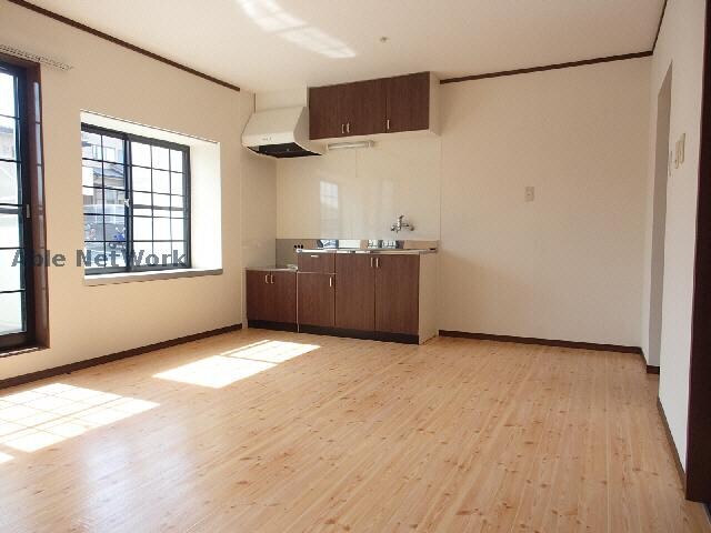 物件内観写真3　(他の部屋の写真です)