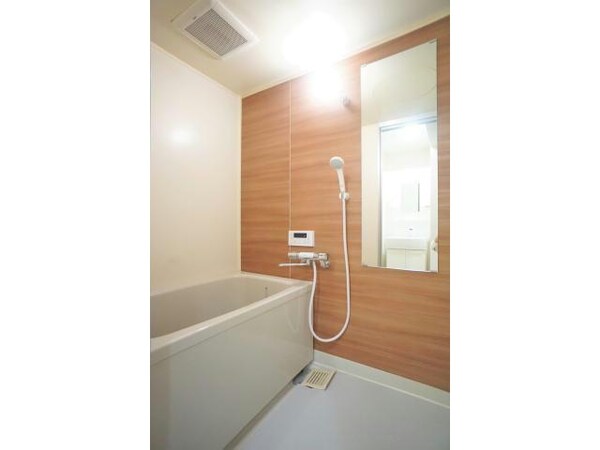 バス／シャワールーム等(追い焚き機能)