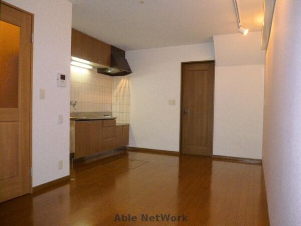 リビングダイニング(他の部屋の写真です)