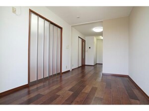 ルネ シャリオＡ外観写真