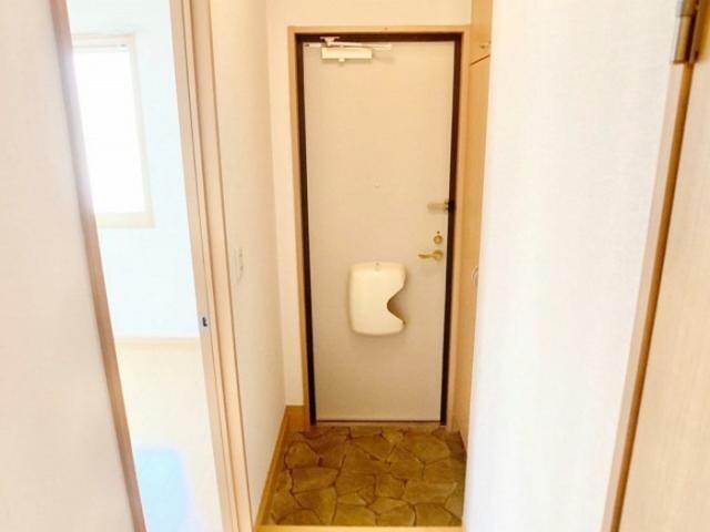 物件内観写真5　(他の部屋の写真です)