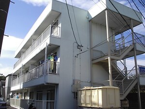 上島マンション（６丁目）外観写真