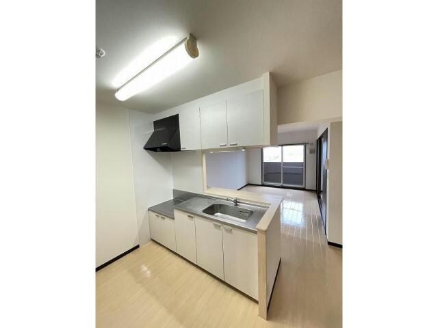 物件内観写真5　(他の部屋の写真です)