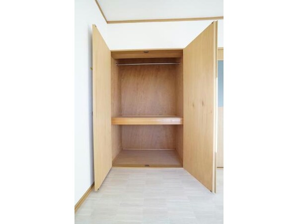 収納(他の部屋の写真です)
