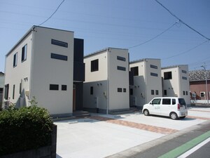 トロン・メゾン外観写真