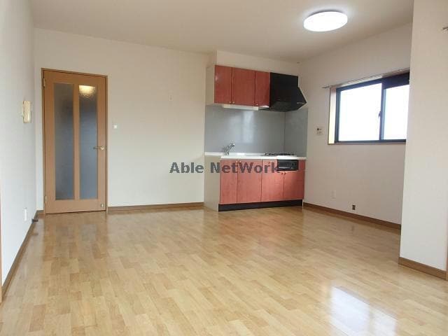 エテルナパル2001の物件外観写真