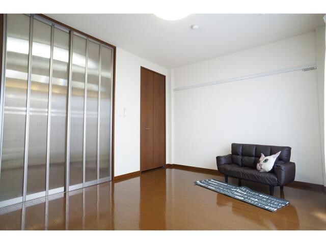 物件内観写真2　(写真は他の号室です)