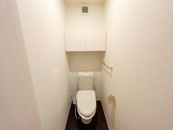 トイレ(他の部屋の写真です)