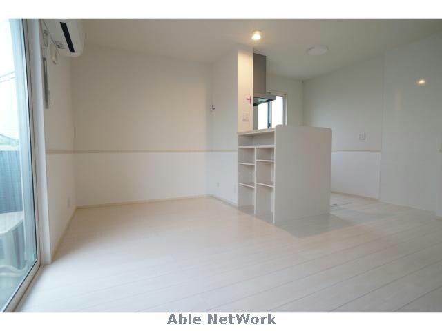 物件内観写真9　(他の部屋の写真です)