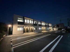 ハミングバード外観写真