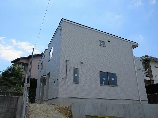 フルハウスの物件外観写真