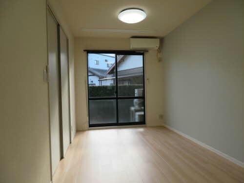 物件内観写真4　(他の部屋の写真です)