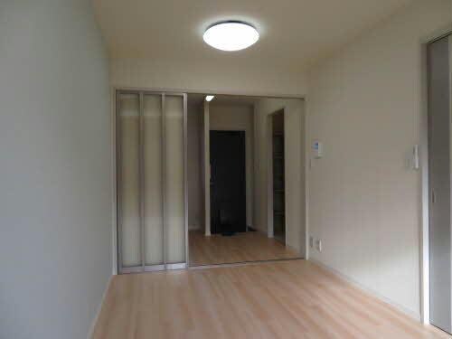 物件内観写真5　(他の部屋の写真です)