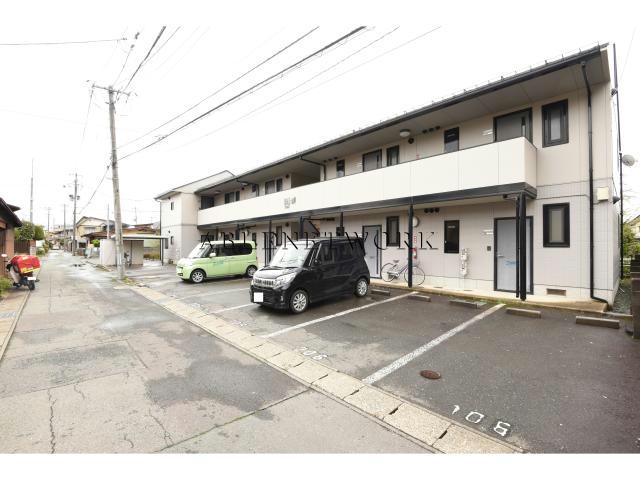 ディアス山岸