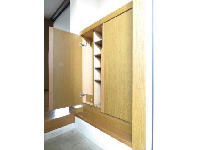 物件内観写真15　(シューズボックス)