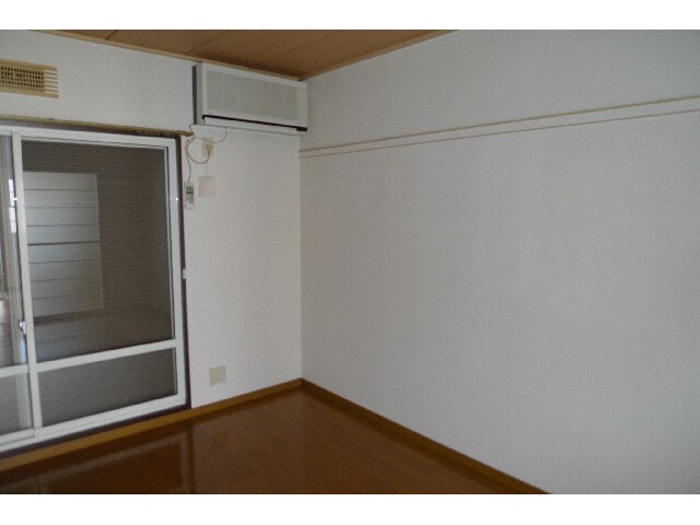 物件内観写真9　(洋室)