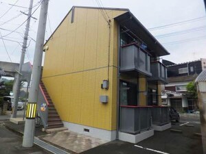 シャーメゾン吉方外観写真