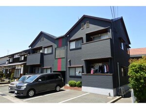 ハイツナガタニ外観写真