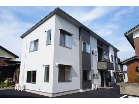 コンシャンブレ外観写真