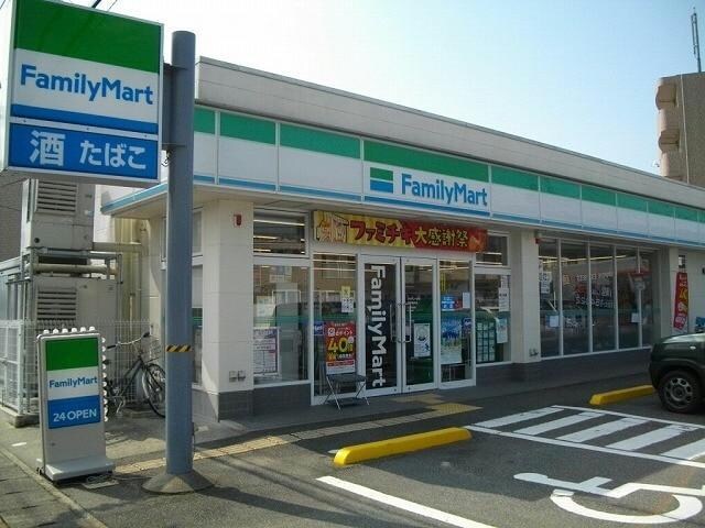 ファミリーマート鳥取国府店