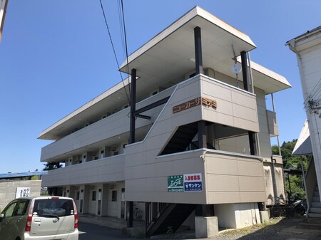 ニューカーサミナミ外観写真