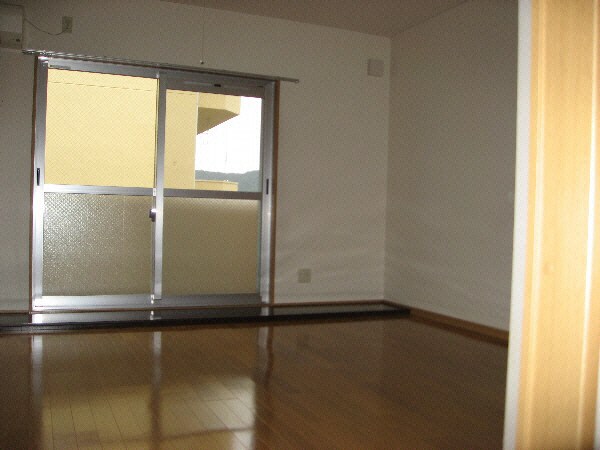 物件内観写真3　(洋室)