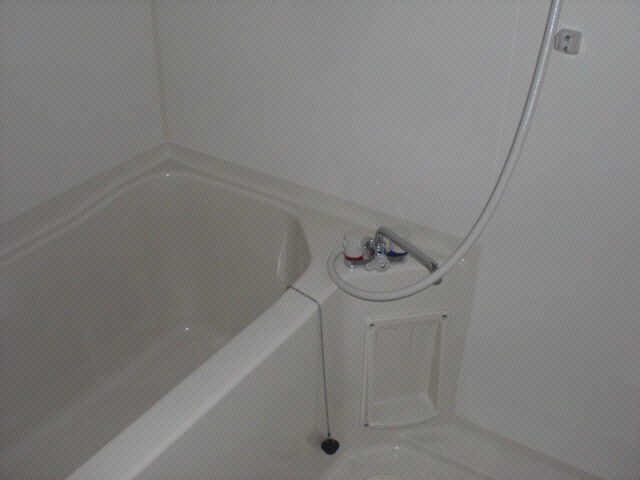 物件内観写真6　(浴室)