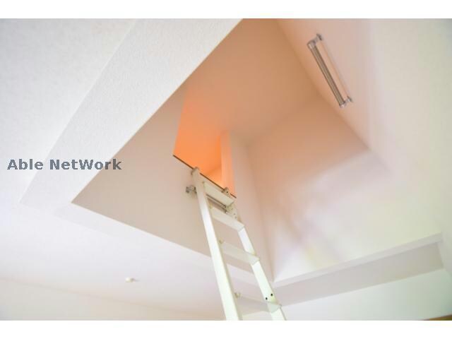 物件内観写真17　(プラスアルファの収納スペースとして♪)