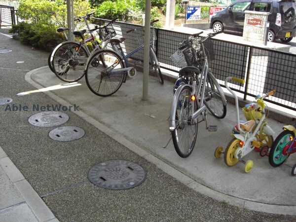 外観(駐輪場)