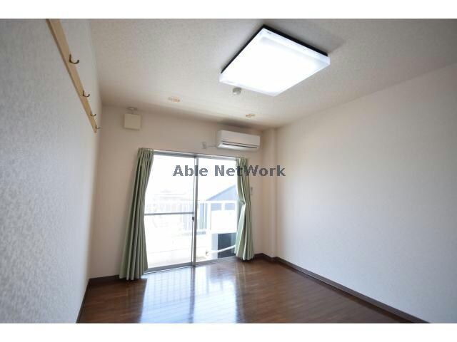 物件内観写真25　(洋室)