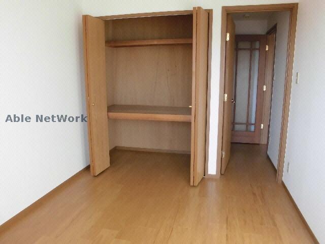 物件内観写真13　(収納)