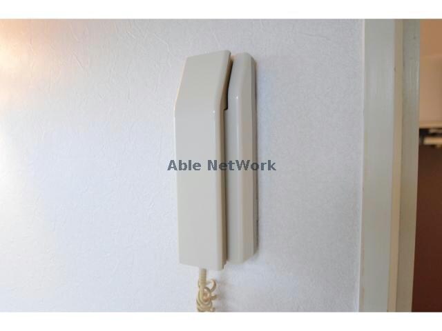 物件内観写真15　(インターホン付きです。)