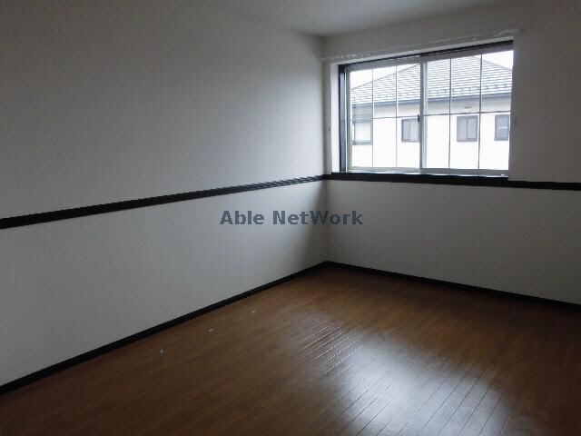 物件内観写真13　(居室)