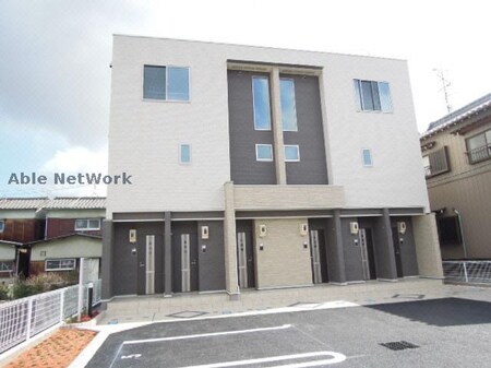 ホワイトメゾンⅩ外観写真